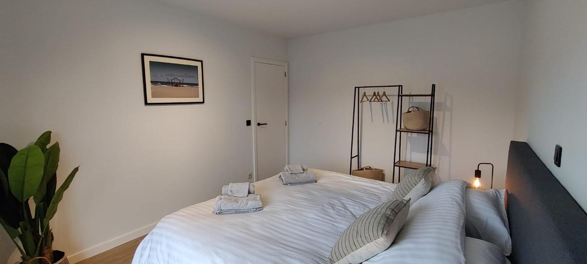 Luxueus, Ruim Appartement Op 350M Van Het Strand Oostende Exterior foto