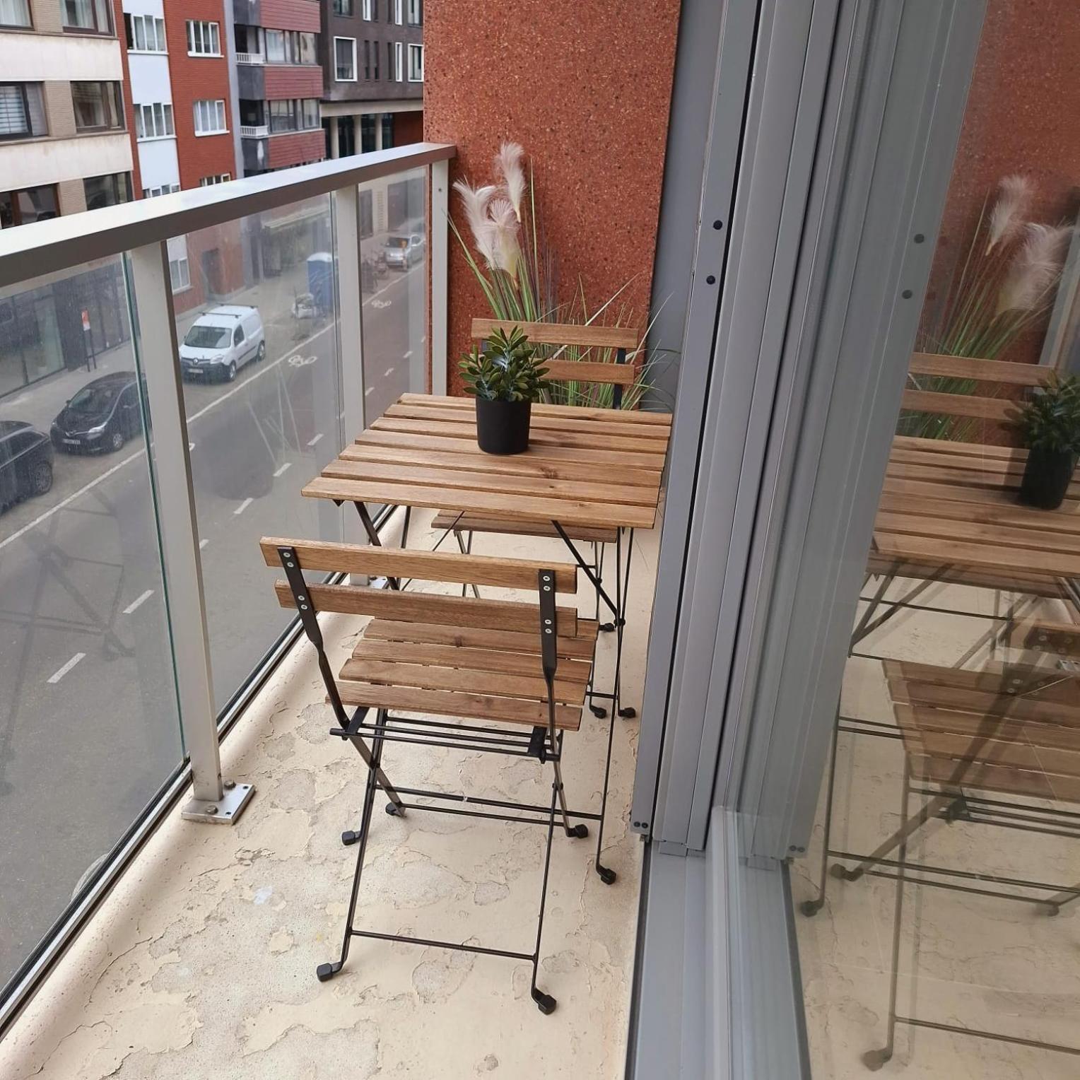 Luxueus, Ruim Appartement Op 350M Van Het Strand Oostende Exterior foto